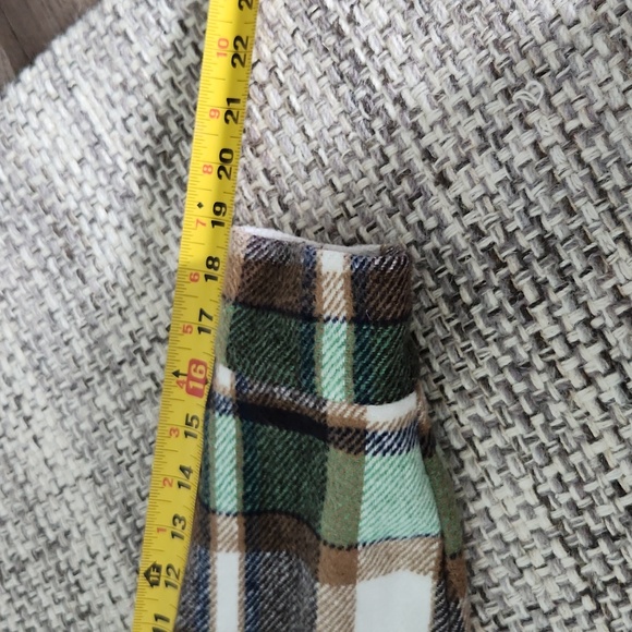 Adele B. Plaid Cropped Shacket - Picture 10 of 14
